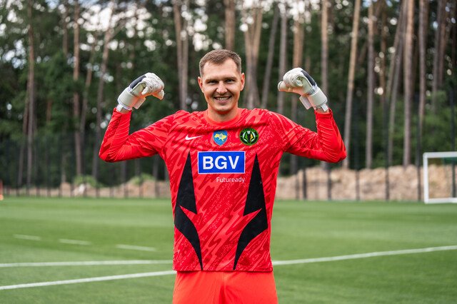 7b96bde3e038222afa11316a843ca30f640426