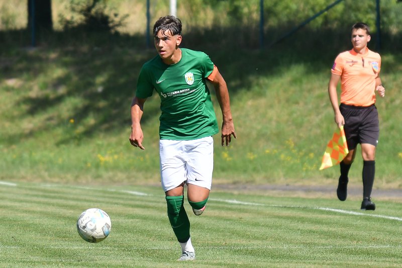 TYS_0243_ufk_karp_kolos_u17_060925