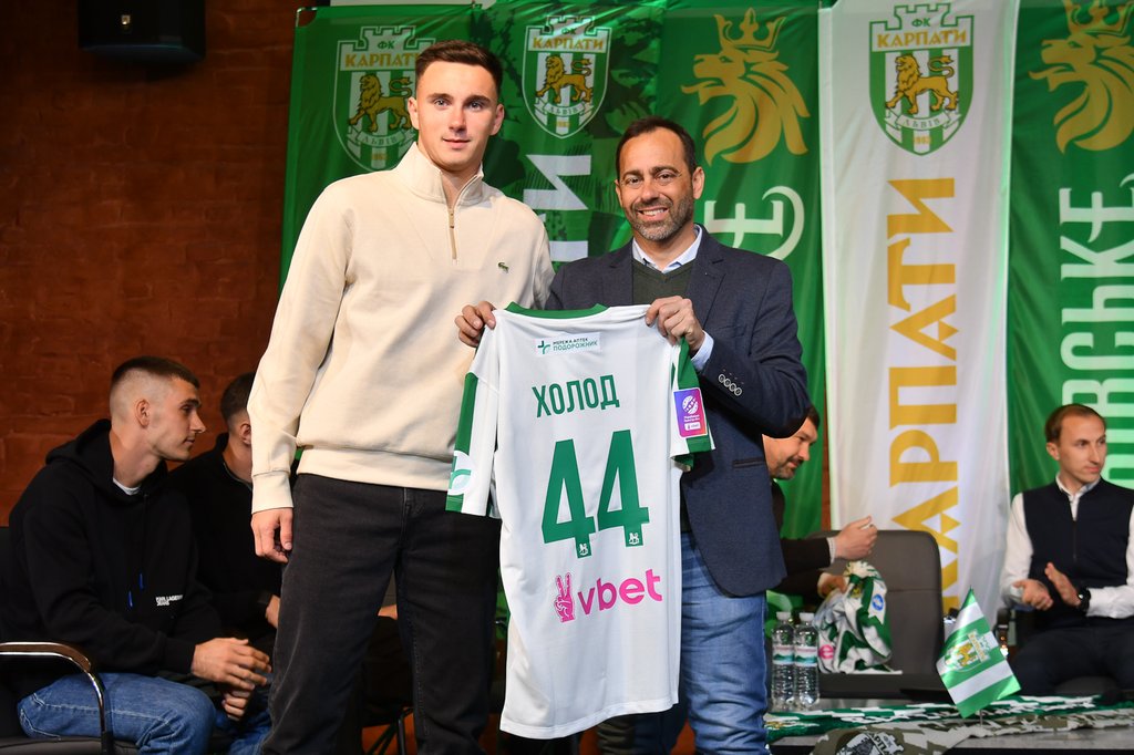 TYS_1310_pres_karpaty_200226