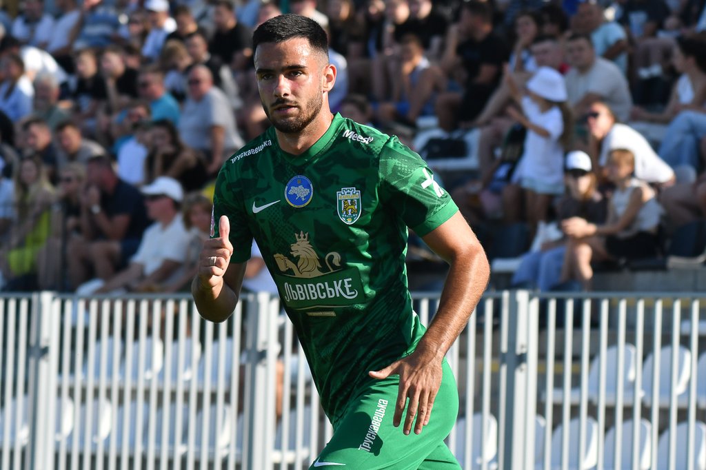 TYS_1387_kolos_karpaty_170825