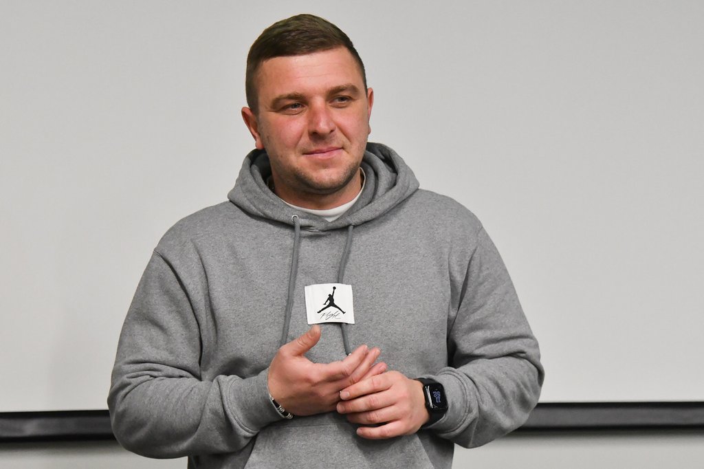 TYS_1555trenera_030226