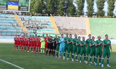 soccerKarpaty_vs_fcKYIV_2-1_(KRAWS-Х)_5568.JPG