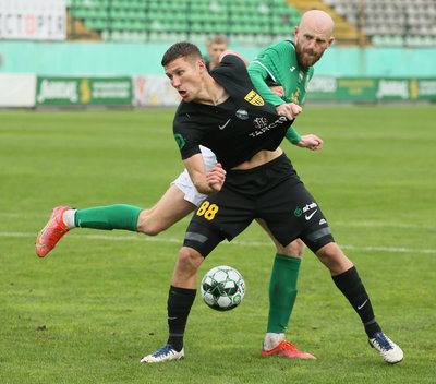 soccer_Karpaty_vs_Bukovyna_4-0_(KRAWS-X)_7417.JPG