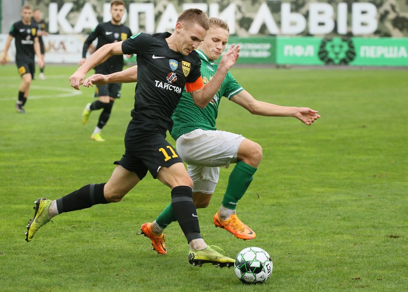 soccer_Karpaty_vs_Bukovyna_4-0_(KRAWS-X)_7542.JPG