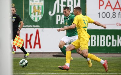 soccer_Karpaty_vs_Nyva_tr_1-0_(KRAWS-X)_1213.jpg